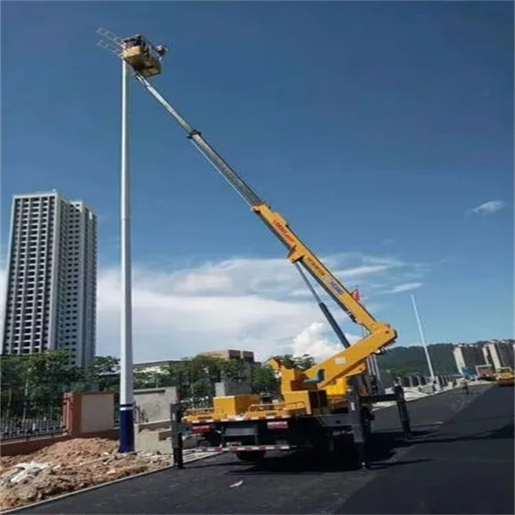 海兴县维修路灯的曲臂升降车出租