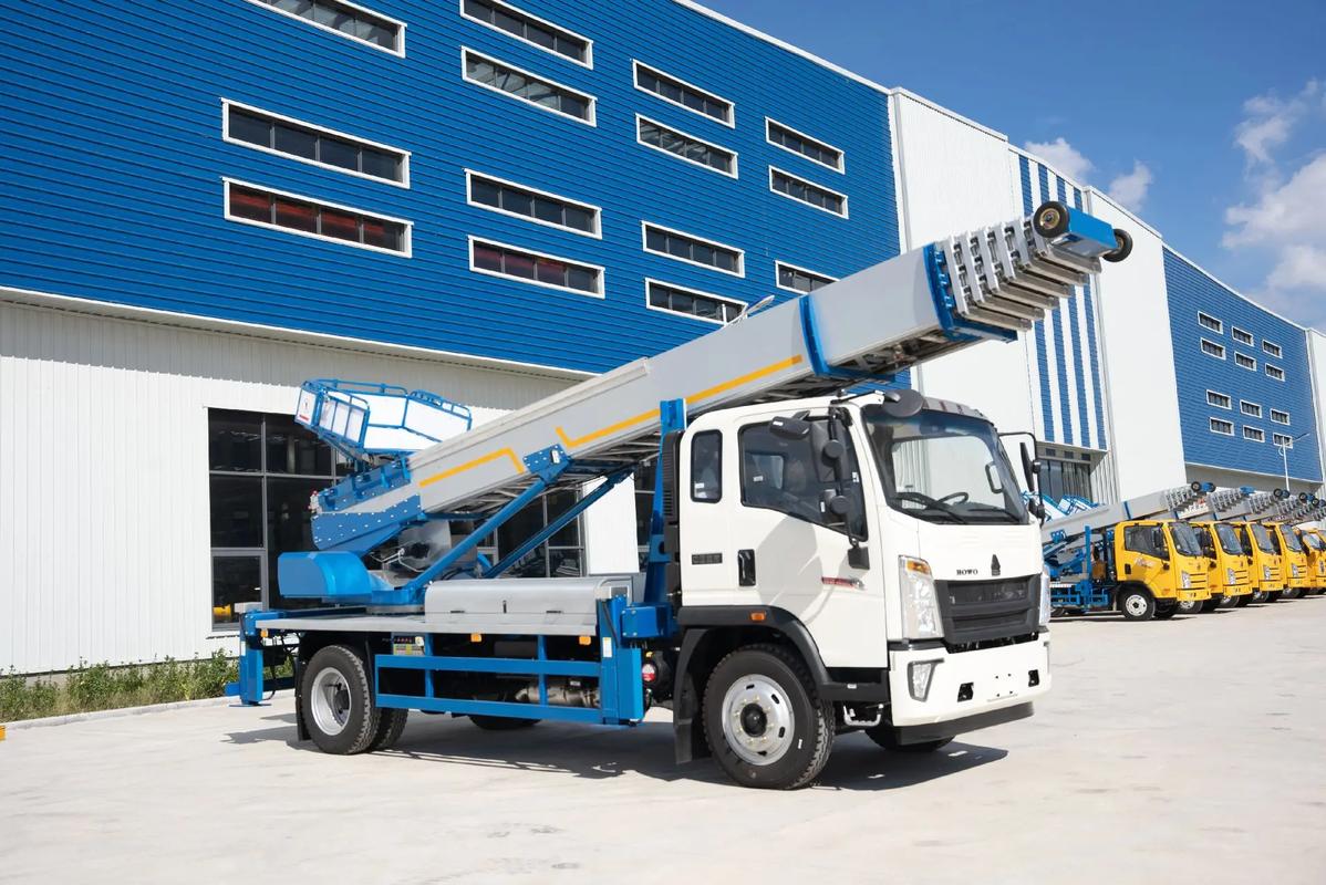 海兴县出租云梯车高空作业车 建筑垃圾搬运